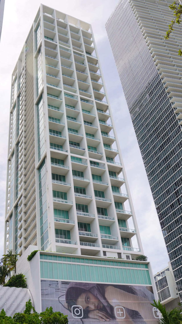 Ten Museum Park  photo 3